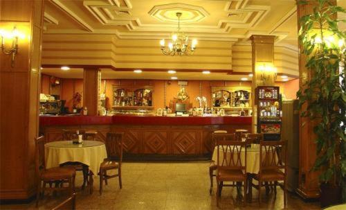 Hotel Santa Teresa อาบีลา ภายนอก รูปภาพ