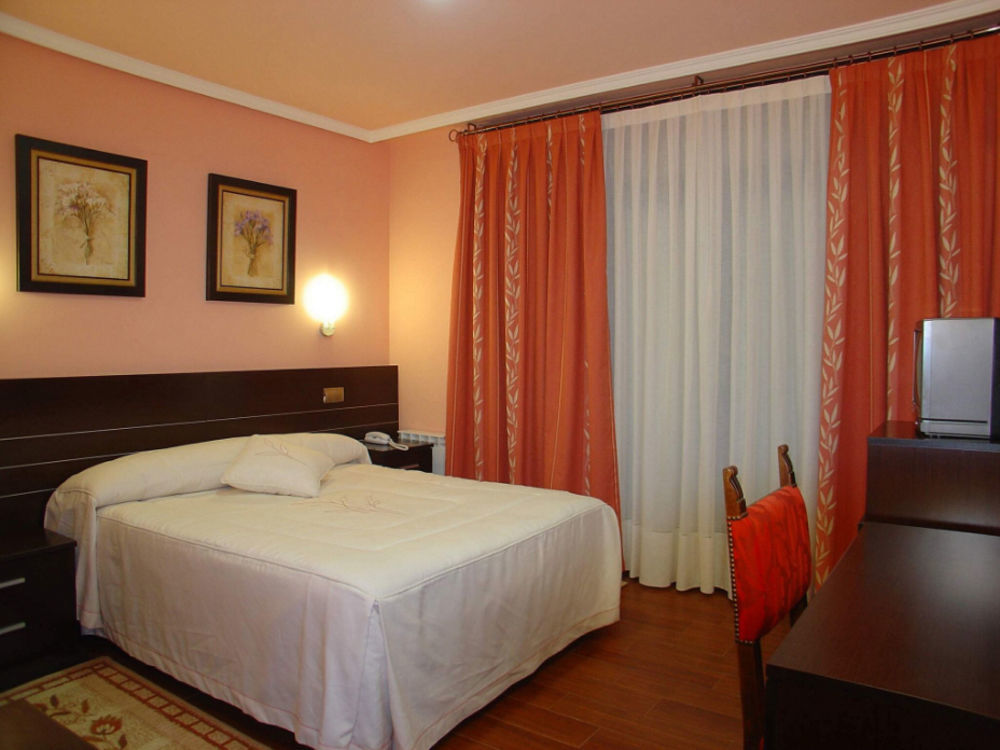 Hotel Santa Teresa อาบีลา ภายนอก รูปภาพ